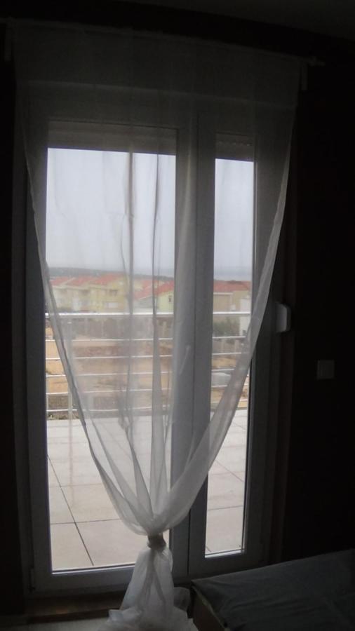 Apartments "Sun-Mauro" - Suitable For Groups Of People Novalja Exterior foto